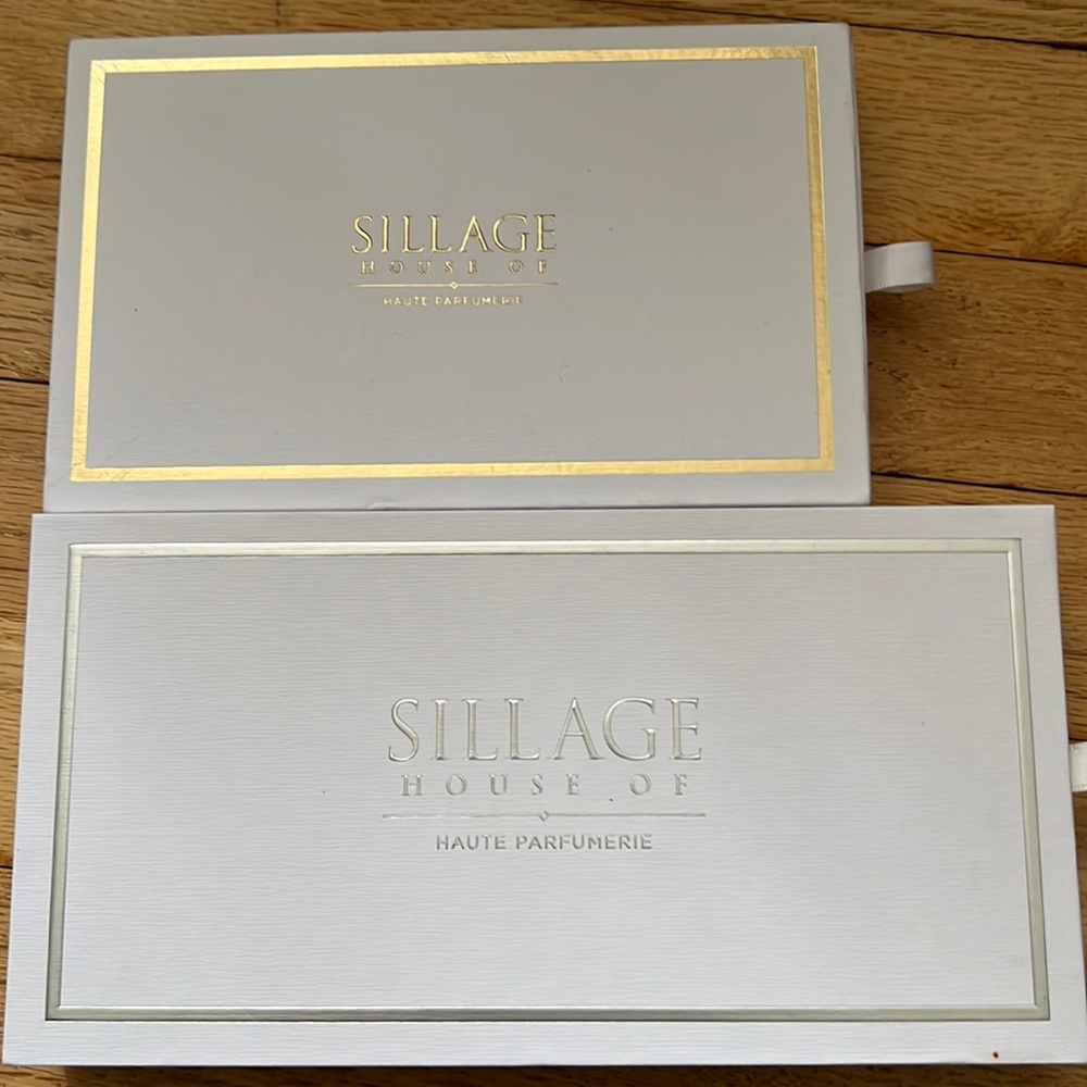 House of sillage whispers and signature samples-